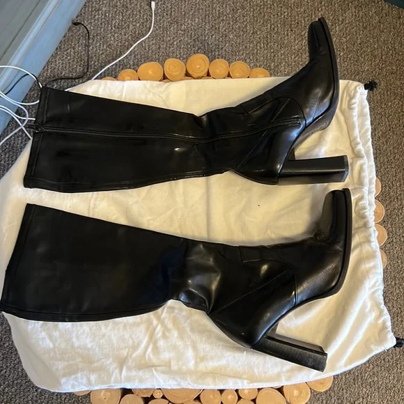 Black stacked heels boots - Picture 2 of 14